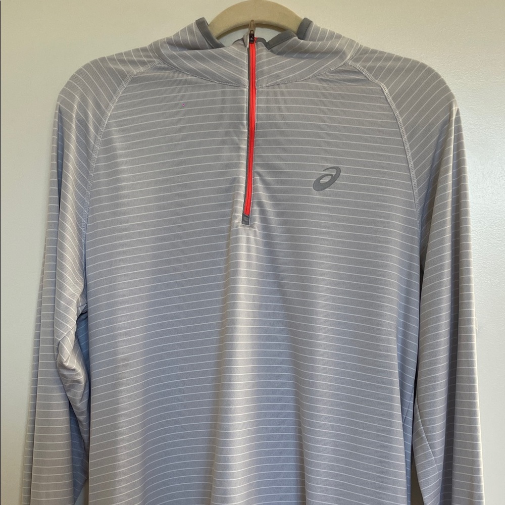 Asics Men's Light Gray Striped Longsleeve Running Shirt